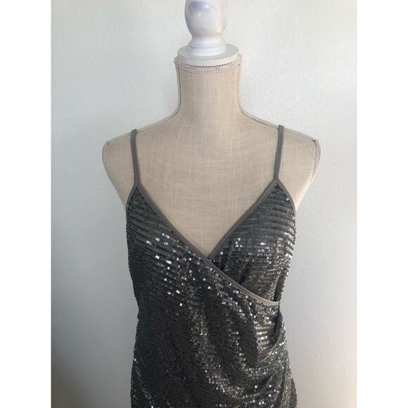 BCBG Generation Gunmetal Sequin V Neck Ruched Holiday Dress - M - Picture 3 of 8